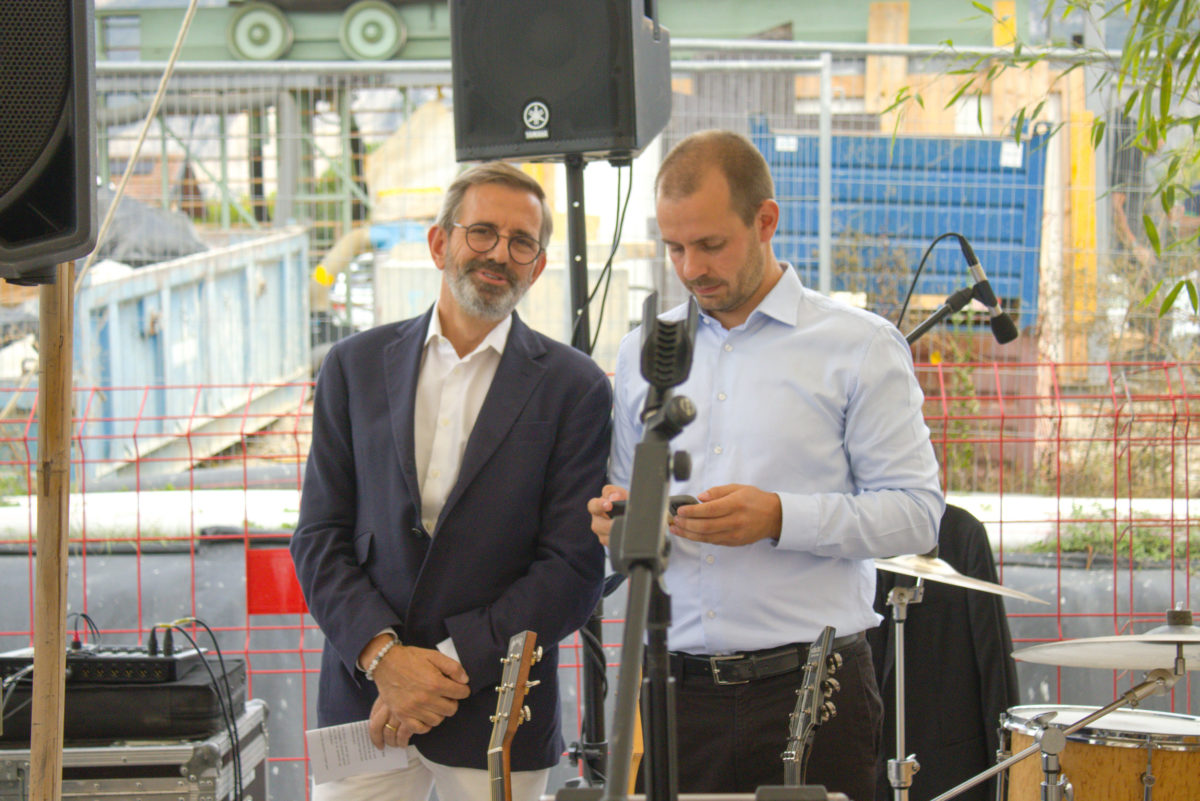 Projet-construction-geneve-bouquet-de-chantier-troinex-evenement-capvest